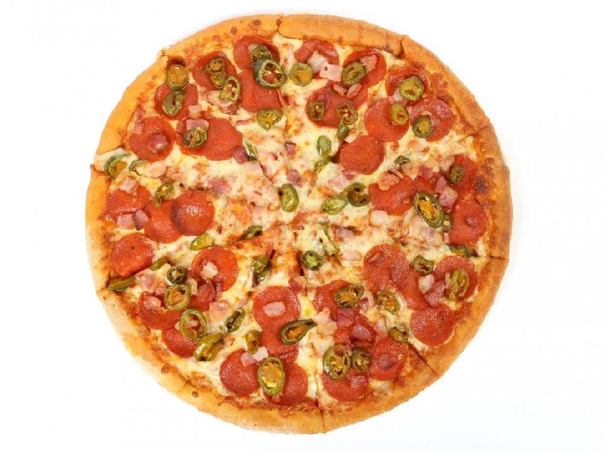 Frische Pizza frisch aus dem Steinofen wie bei der Pizzer der Pizza Express mit italienischen Lieferservice in Ulm.